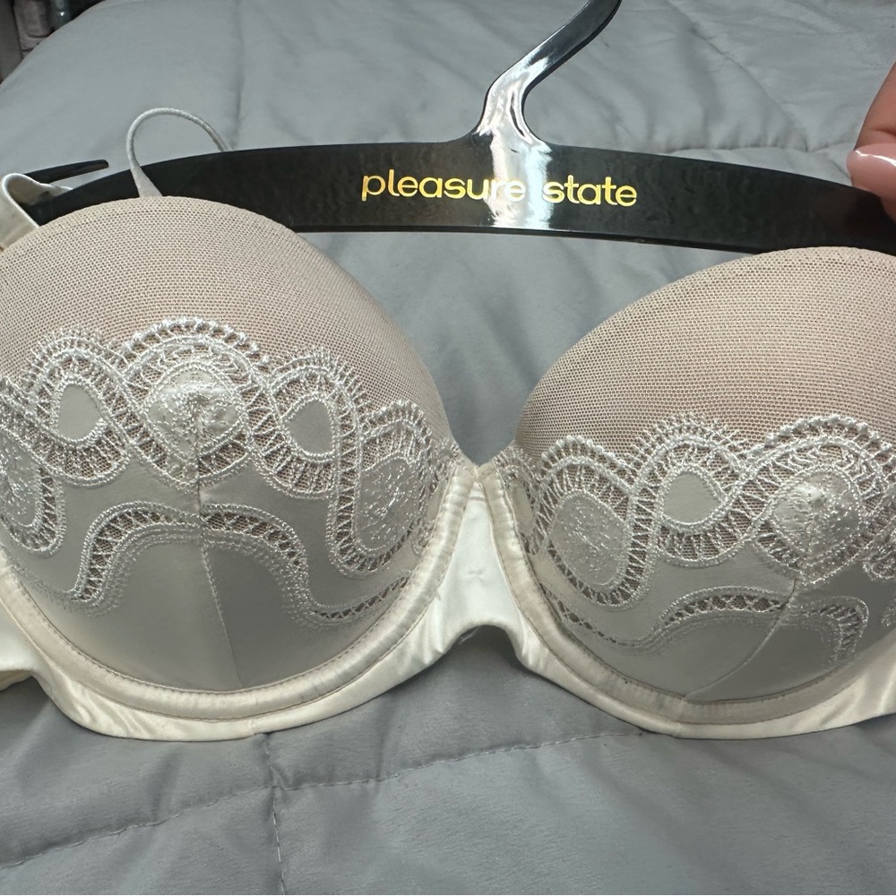 Cream Lace Bra